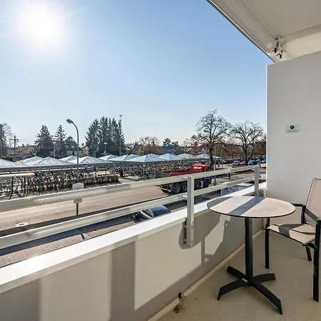 Huber Living Basic 105 Apartman *