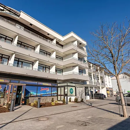 Huber Living Basic 105 Apartman Germering