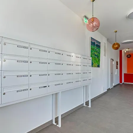 Huber Living Basic 105 * Germering